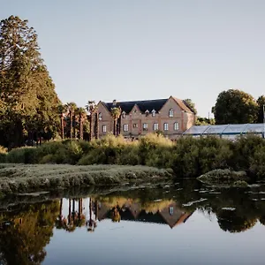 Manoir Du Plessis Kaer Villa